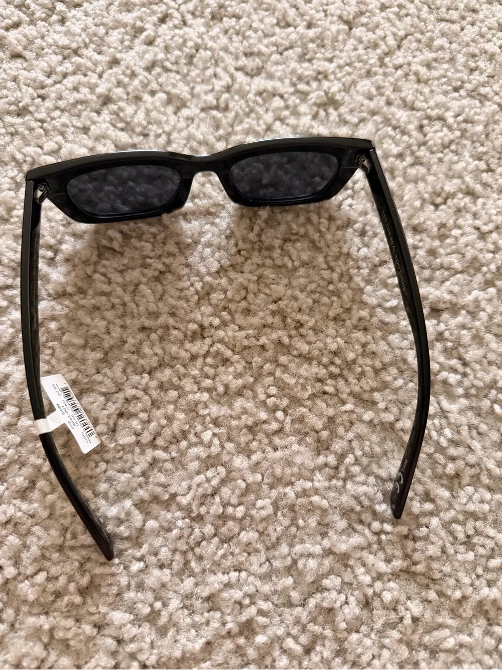 aerie Black Rectangular Sunglasses with Dark Lenses